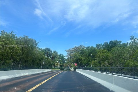 Copropriété à vendre à Sunny Isles Beach, Floride: 3 chambres, 210.42 m2 № 1943204 - photo 8