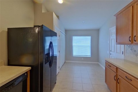 Villa ou maison à louer à Brooksville, Floride: 4 chambres, 156.45 m2 № 2416448 - photo 5