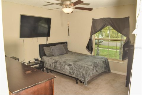 House in Wimauma, Florida 4 bedrooms, 171.03 sq.m. № 1781358 - photo 19