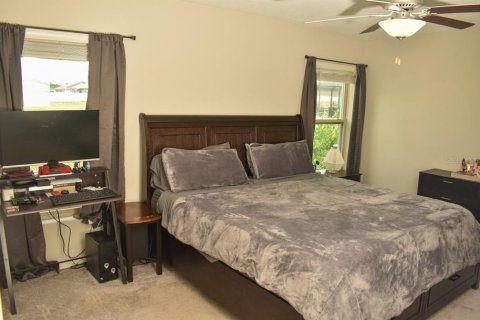 House in Wimauma, Florida 4 bedrooms, 171.03 sq.m. № 1781358 - photo 16