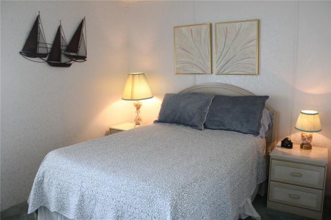 Apartamento en alquiler en Ellenton, Florida, 2 dormitorios, 130.43 m2 № 231579 - foto 17
