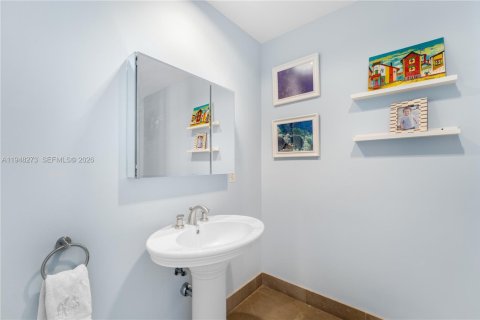 Copropriété à louer à Miami Beach, Floride: 2 chambres, 191.29 m2 № 2004218 - photo 13