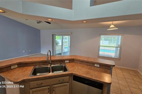 Casa en alquiler en Palm Coast, Florida, 3 dormitorios, 127.83 m2 № 1908325 - foto 5