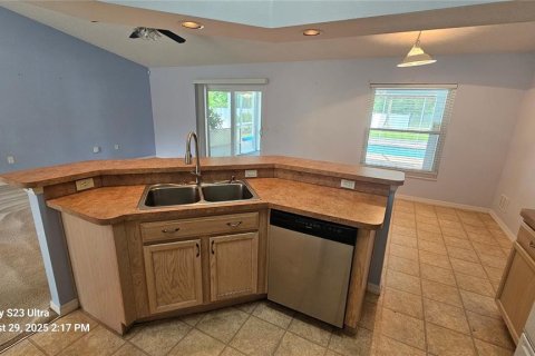 Casa en alquiler en Palm Coast, Florida, 3 dormitorios, 127.83 m2 № 1908325 - foto 6