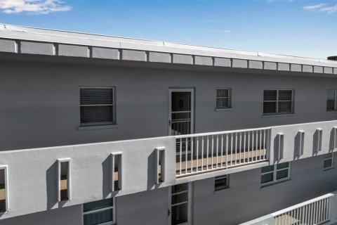 Condo in Bradenton, Florida, 2 bedrooms  № 1513993 - photo 2