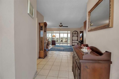 Condo in Bradenton, Florida, 2 bedrooms  № 1513993 - photo 10