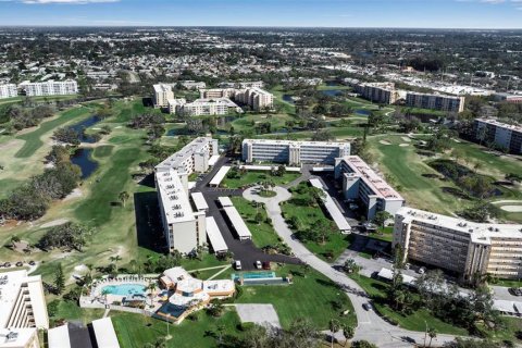Condo in Bradenton, Florida, 2 bedrooms  № 1513993 - photo 9