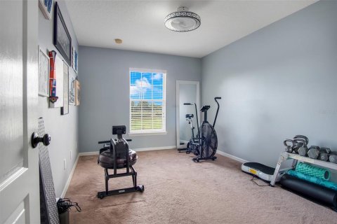 House in DeBary, Florida 5 bedrooms, 247.31 sq.m. № 2217204 - photo 24