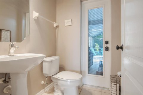 House in DeBary, Florida 5 bedrooms, 247.31 sq.m. № 2217204 - photo 8