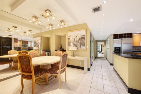 Copropriété à vendre à Miami, Floride: 1 chambre, 101.64 m2 № 1980322 - photo 6