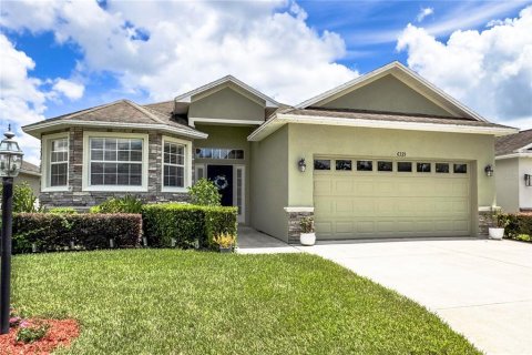 Casa en Lakeland, Florida 3 dormitorios, 172.89 m2 № 2312754