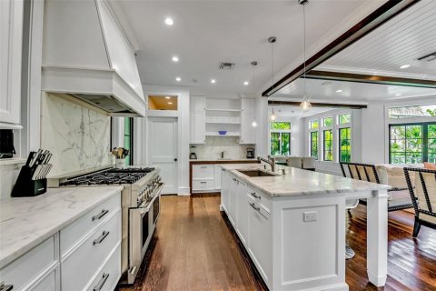 Villa ou maison à vendre à Anna Maria, Floride: 5 chambres, 421.78 m2 № 2123902 - photo 15