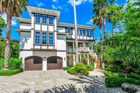 Casa en Anna Maria, Florida 5 dormitorios, 421.78 m2 № 2123902