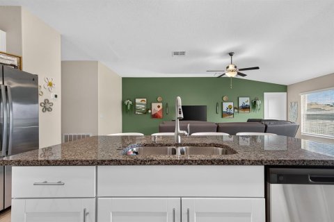 Villa ou maison à vendre à Riverview, Floride: 4 chambres, 179.77 m2 № 2330942 - photo 11