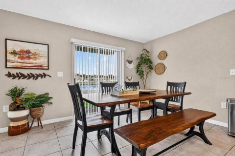 Villa ou maison à vendre à Riverview, Floride: 4 chambres, 179.77 m2 № 2330942 - photo 17