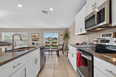 Villa ou maison à vendre à Riverview, Floride: 4 chambres, 179.77 m2 № 2330942 - photo 16
