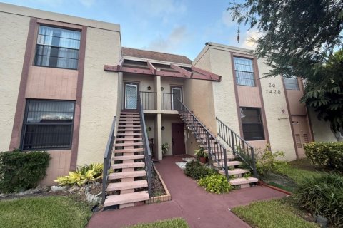 Condo in Margate, Florida, 2 bedrooms  № 2083049