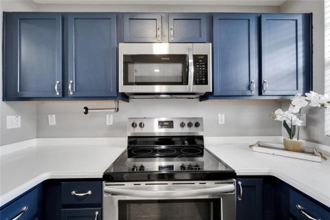 Townhouse in Ruskin, Florida 2 bedrooms, 103.12 sq.m. № 1810994 - photo 15