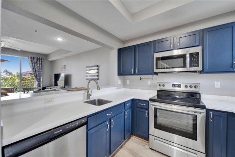 Townhouse in Ruskin, Florida 2 bedrooms, 103.12 sq.m. № 1810994 - photo 14