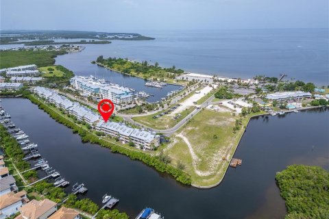 Townhouse in Ruskin, Florida 2 bedrooms, 103.12 sq.m. № 1810994 - photo 6