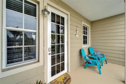 Townhouse in Ruskin, Florida 2 bedrooms, 103.12 sq.m. № 1810994 - photo 9