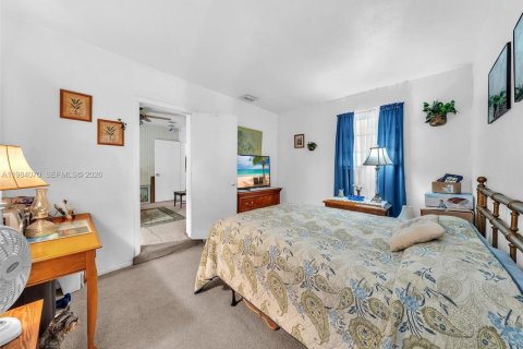 Casa en venta en Miami Gardens, Florida, 5 dormitorios, 145.67 m2 № 2046648 - foto 23