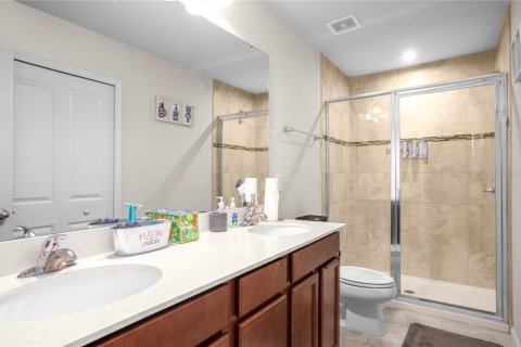 Adosado en venta en Brandon, Florida, 2 dormitorios, 142.7 m2 № 2099459 - foto 20
