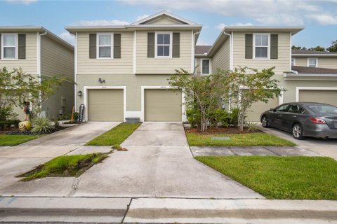 Adosado en Brandon, Florida 2 dormitorios, 142.7 m2 № 2099459