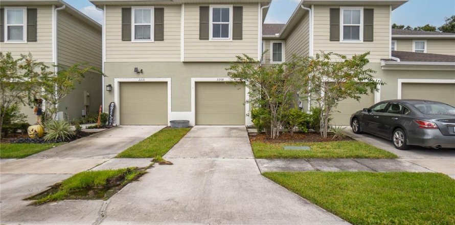 Adosado en Brandon, Florida 2 dormitorios, 142.7 m2 № 2099459