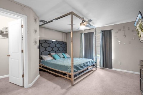 Adosado en venta en Brandon, Florida, 2 dormitorios, 142.7 m2 № 2099459 - foto 18
