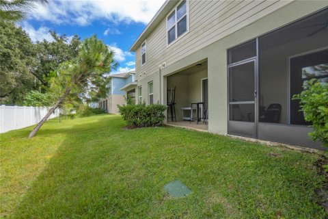 Adosado en venta en Brandon, Florida, 2 dormitorios, 142.7 m2 № 2099459 - foto 29
