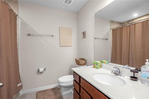 Adosado en venta en Brandon, Florida, 2 dormitorios, 142.7 m2 № 2099459 - foto 23