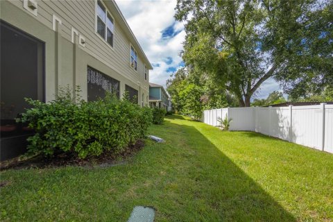 Adosado en venta en Brandon, Florida, 2 dormitorios, 142.7 m2 № 2099459 - foto 28