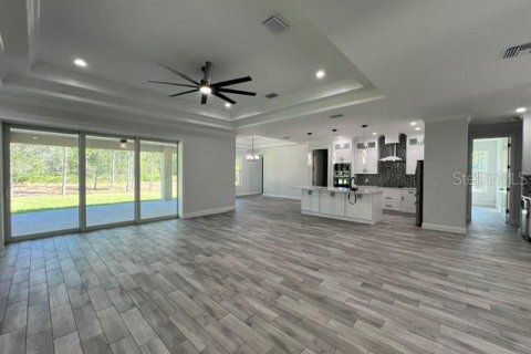 Villa ou maison à vendre à Weeki Wachee, Floride: 4 chambres, 266.63 m2 № 2430709 - photo 8