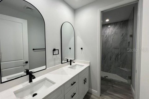 Villa ou maison à vendre à Weeki Wachee, Floride: 4 chambres, 266.63 m2 № 2430709 - photo 21