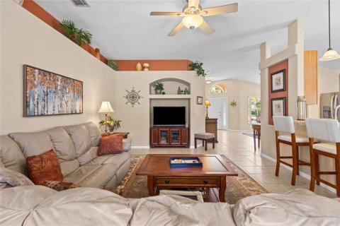 Casa en venta en Bradenton, Florida, 4 dormitorios, 178.65 m2 № 2204107 - foto 8