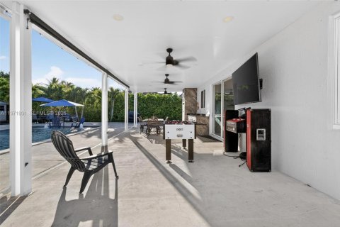 House in Homestead, Florida 4 bedrooms, 191.47 sq.m. № 2032431 - photo 19