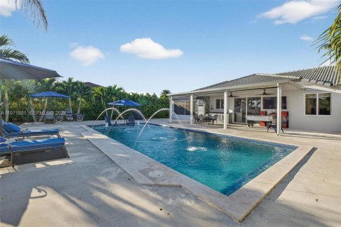 House in Homestead, Florida 4 bedrooms, 191.47 sq.m. № 2032431 - photo 29