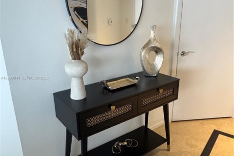Copropriété à louer à Hallandale Beach, Floride: 2 chambres, 135.45 m2 № 2397121 - photo 17