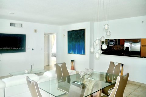 Купить кондоминиум в Майами, Флорида 3 комнаты, 103.77м2, № 1716252 - фото 10