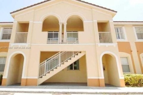 Condominio en Homestead, Florida, 3 dormitorios  № 2032145