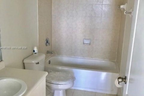 Condominio en venta en Homestead, Florida, 3 dormitorios, 109.81 m2 № 2032145 - foto 7