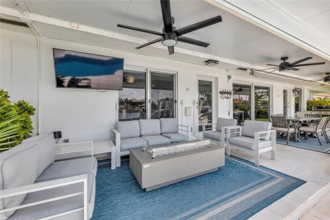 Villa ou maison à vendre à Pompano Beach, Floride: 3 chambres, 219.99 m2 № 2250353 - photo 12