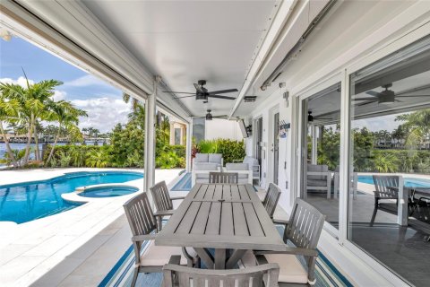 Villa ou maison à vendre à Pompano Beach, Floride: 3 chambres, 219.99 m2 № 2250353 - photo 14