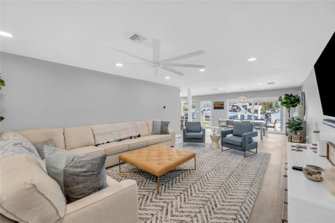 Villa ou maison à vendre à Pompano Beach, Floride: 3 chambres, 219.99 m2 № 2250353 - photo 15