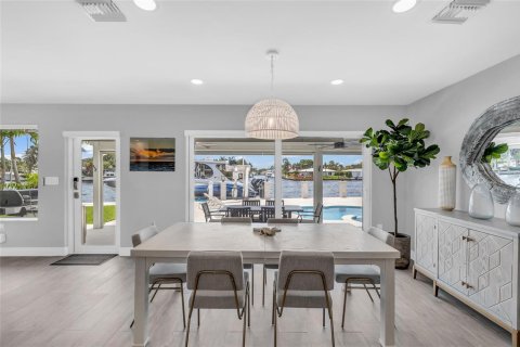 Villa ou maison à vendre à Pompano Beach, Floride: 3 chambres, 219.99 m2 № 2250353 - photo 18