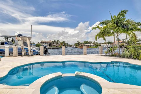 Villa ou maison à vendre à Pompano Beach, Floride: 3 chambres, 219.99 m2 № 2250353 - photo 3