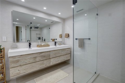 Copropriété à louer à Key Biscayne, Floride: 3 chambres, 165.55 m2 № 2023007 - photo 28