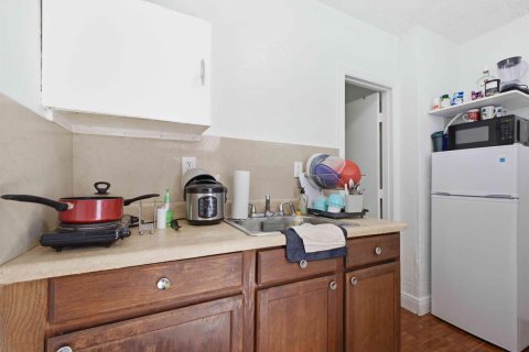 Casa en venta en West Palm Beach, Florida, 4 dormitorios, 140.28 m2 № 2336565 - foto 12