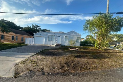 Casa en venta en West Palm Beach, Florida, 4 dormitorios, 140.28 m2 № 2336565 - foto 23